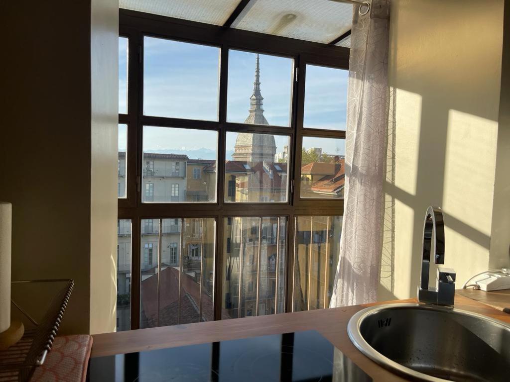 Le Finestre Sulla Mole Appartement Turijn Buitenkant foto