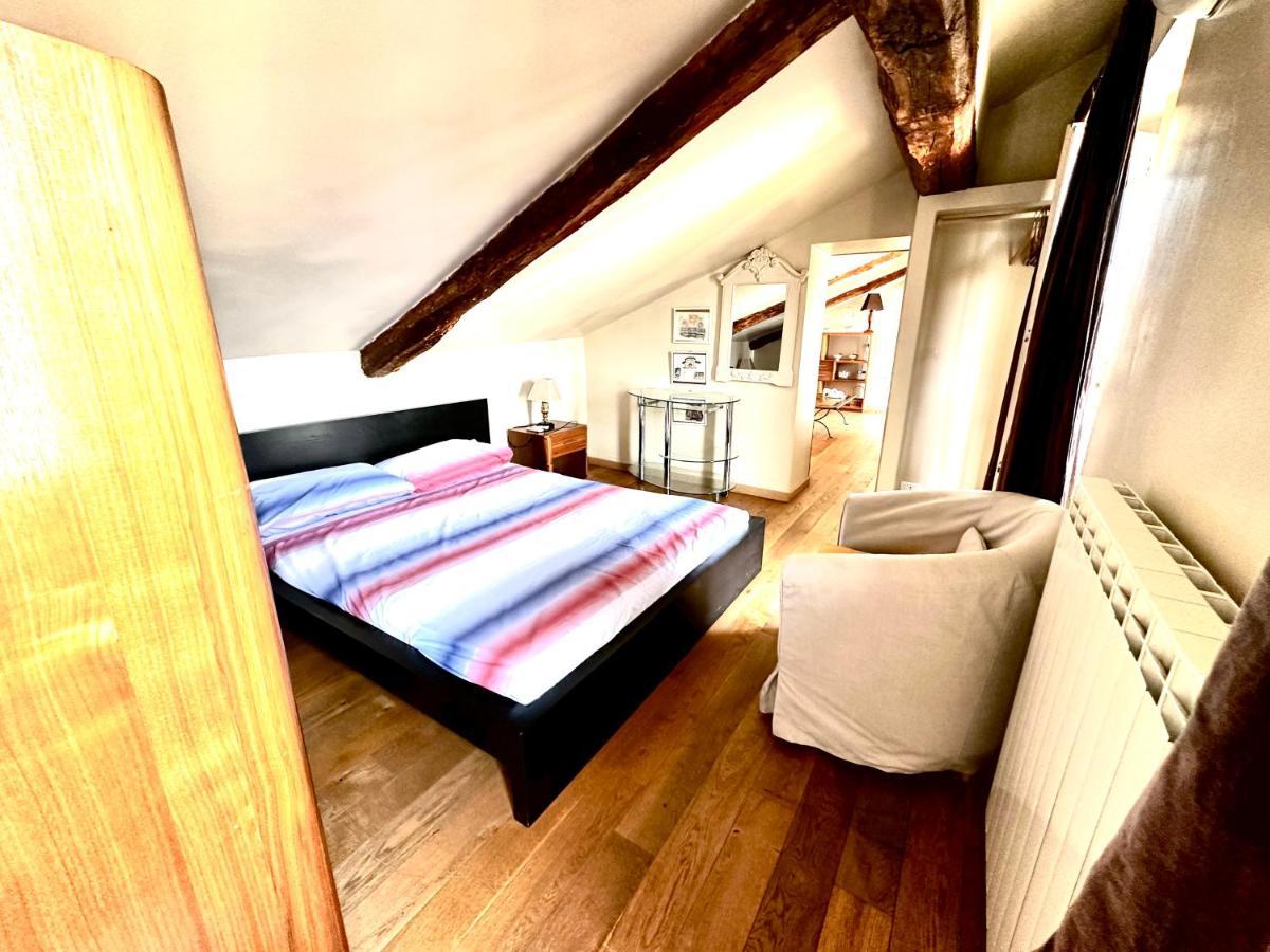 Le Finestre Sulla Mole Appartement Turijn Buitenkant foto