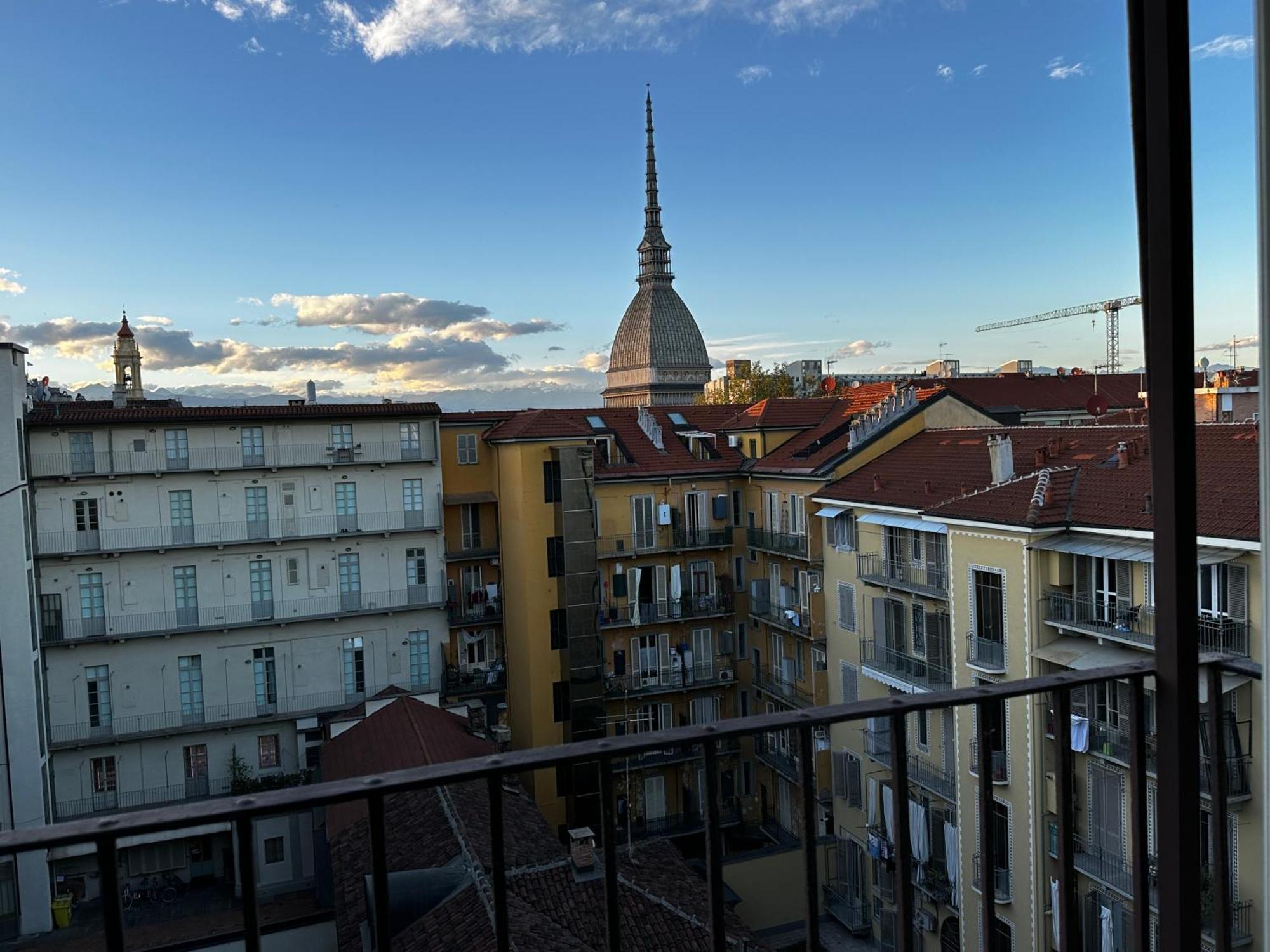 Le Finestre Sulla Mole Appartement Turijn Buitenkant foto